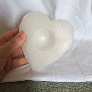 LAST CHANCE. Selenite heart candle holder